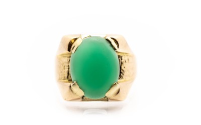 Zlatý prsten se zeleným kamene - chryzopras, vel. 66