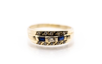 Zlatý prsten s modrými kamínky a zirkony, vel. 56