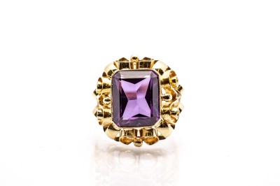 Zlatý prsten s fialovým kamenem - ametyst, vel. 60
