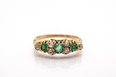 Zlatý prsten se smaragdy a diamanty, vel. 58