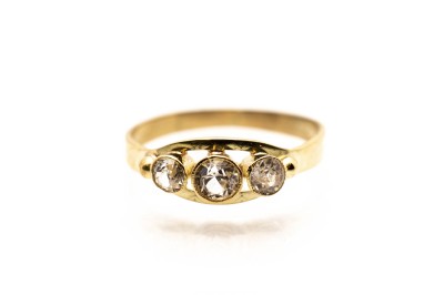 Zlatý prsten se zirkony, vel. 60