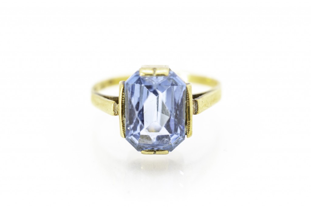 Prsten s modrým kamenem vel. 54