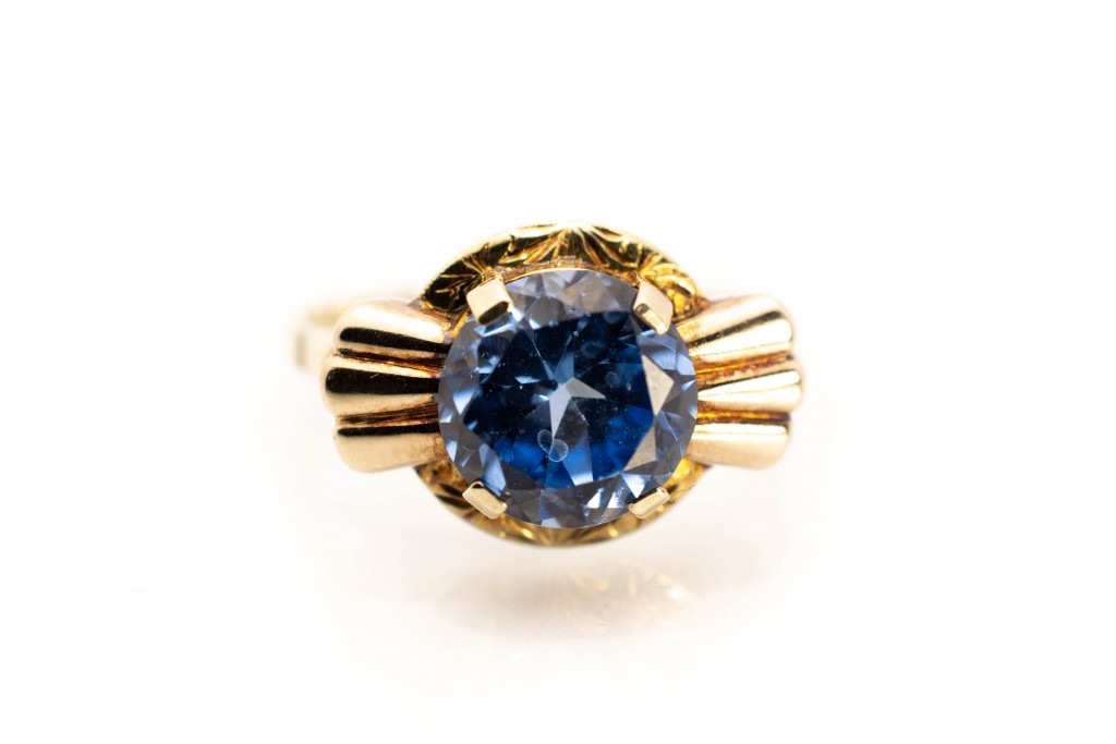 Starožitný zlatý prsten s modrým kamenem - akvamarín, 1.republika
