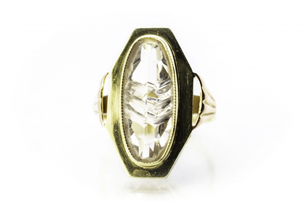 Zlatý prsten se žlutým  kamenem, vel. 57